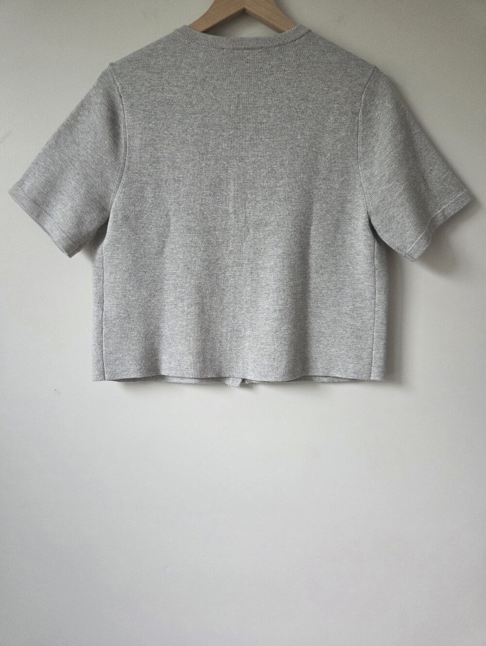 Abercrombie & Fitch Gray Luxeloft Short Sleeve Cardigan Womens Size Medium - Picture 3 of 8
